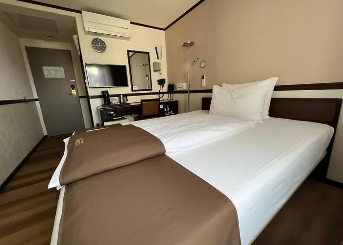 Toyoko Hauptbahnhof Hotel