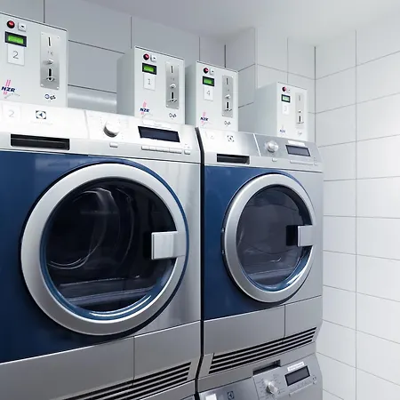Toyoko Hauptbahnhof Hotell 3*